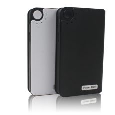 Power Bank батерия с незабележима микрокамера